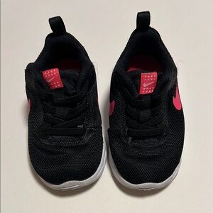 Nike Air Black and Pink Sneakers Toddler 6C